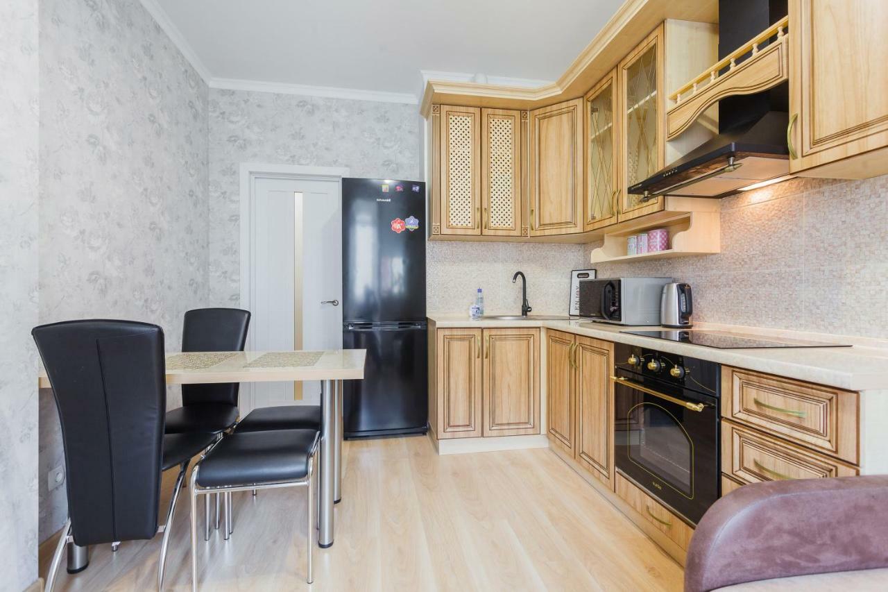 Business Class Apartment At Lomonosova Kiev Buitenkant foto